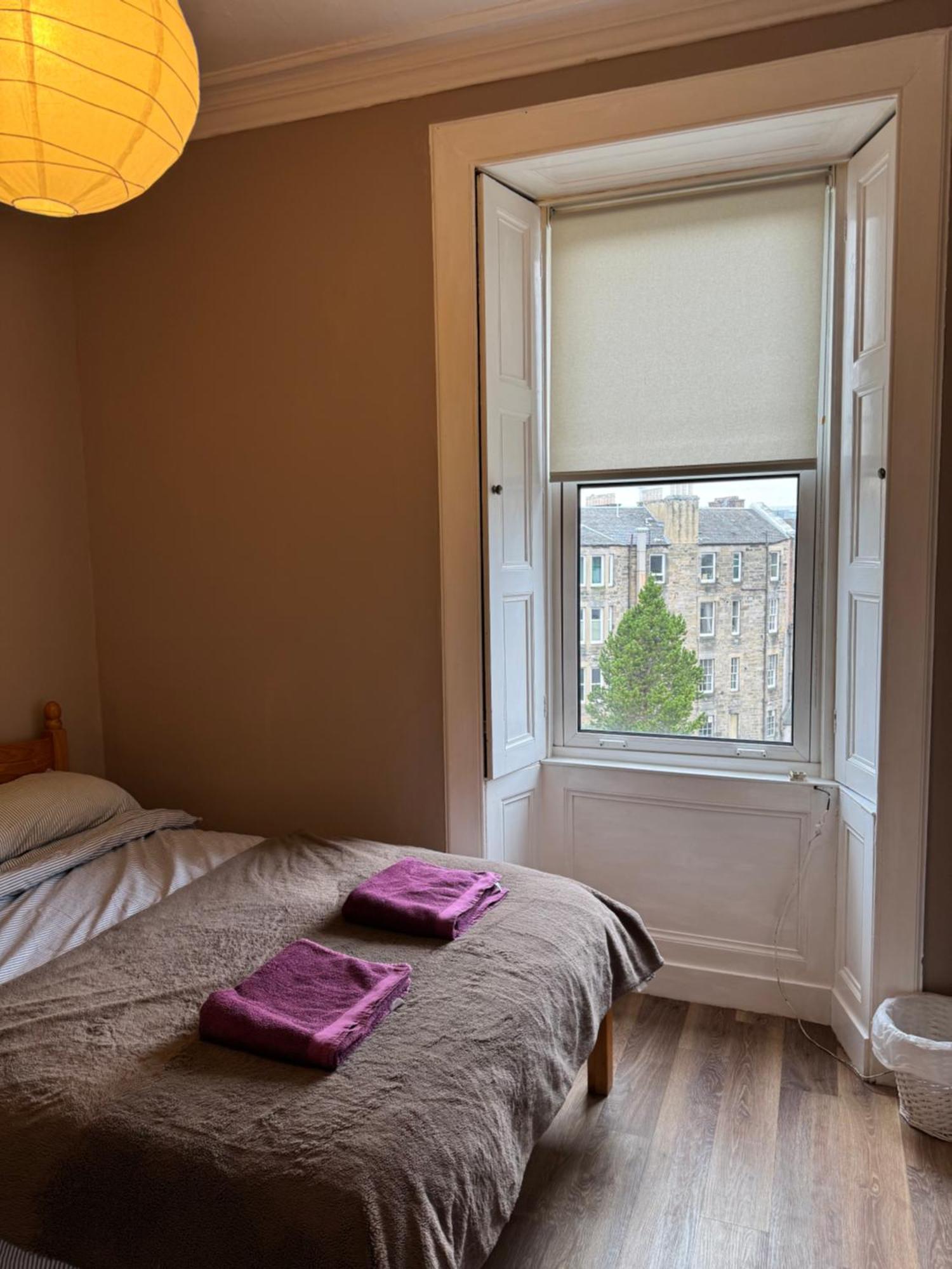 Central Room In Historic Tenement Shared Apartment Near Old Town EDI Exterior photo